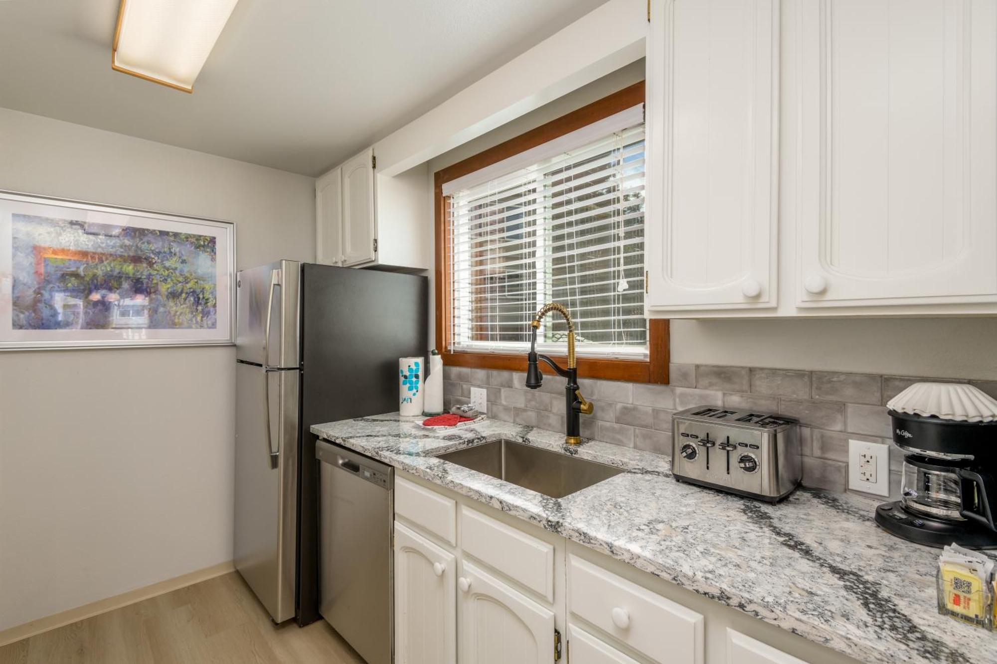 Little Creek Cove Beach Resort Newport Bagian luar foto